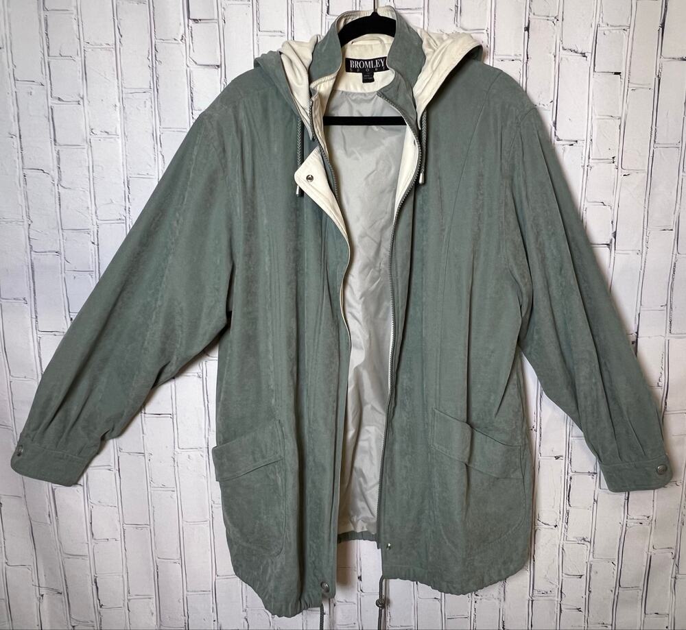 Bromley Sport Men’s XL Sage Green Hooded Jacket Removable Hood Vintage Y2K